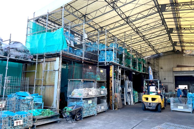 画像:資材センター・メンテナンス工場