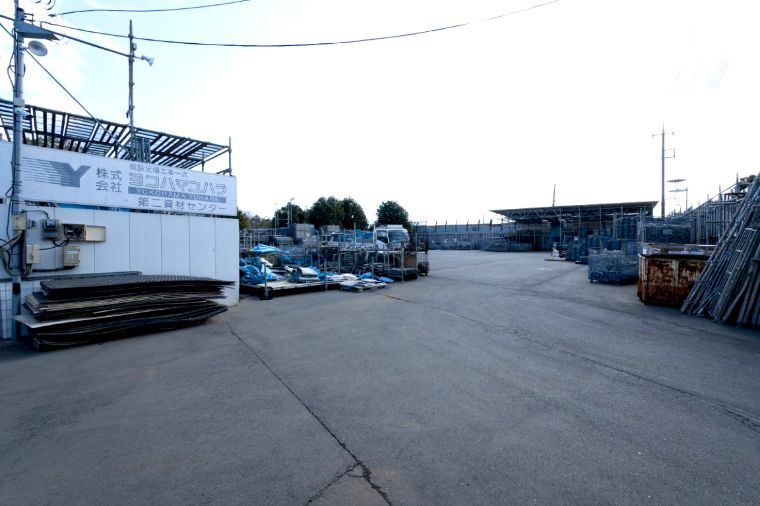 画像:資材センター・メンテナンス工場